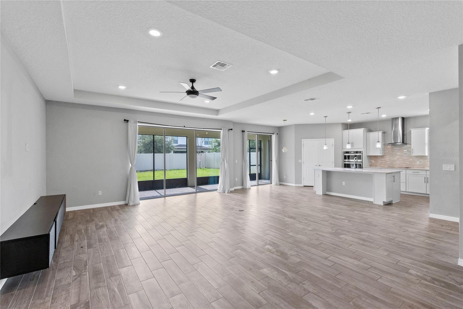 2754 Matera Dr Property Photo 8