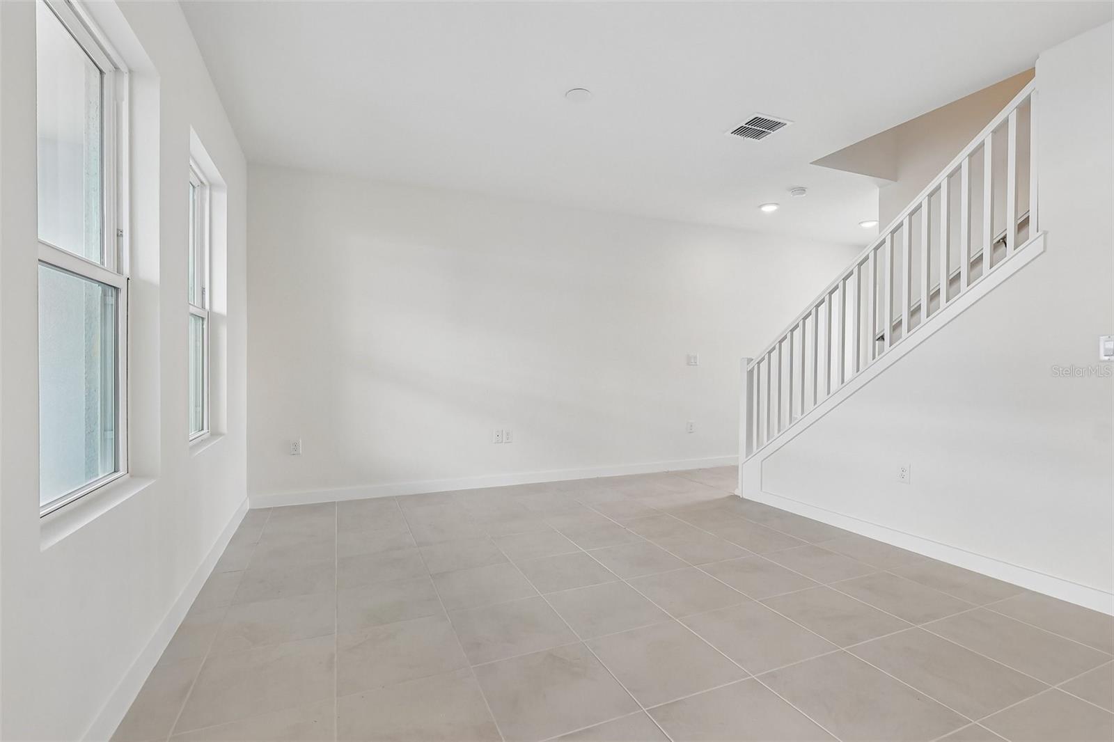 2708 Meadow Crest Dr Property Photo 12