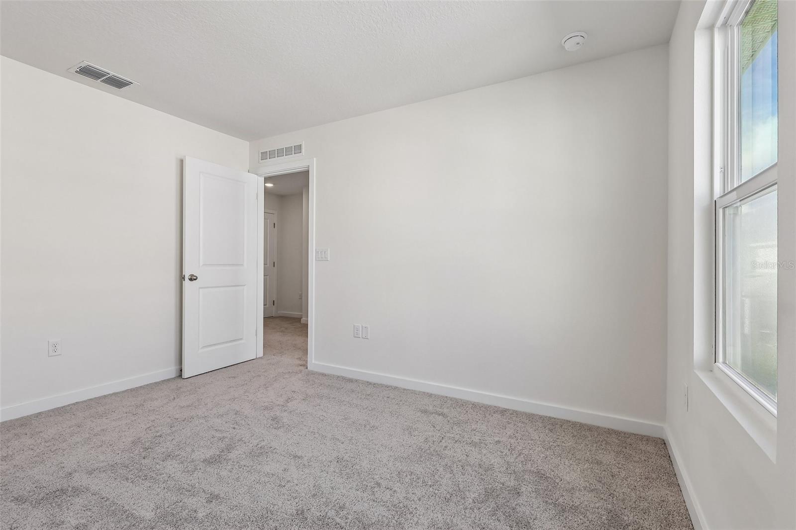 2708 Meadow Crest Dr Property Photo 16