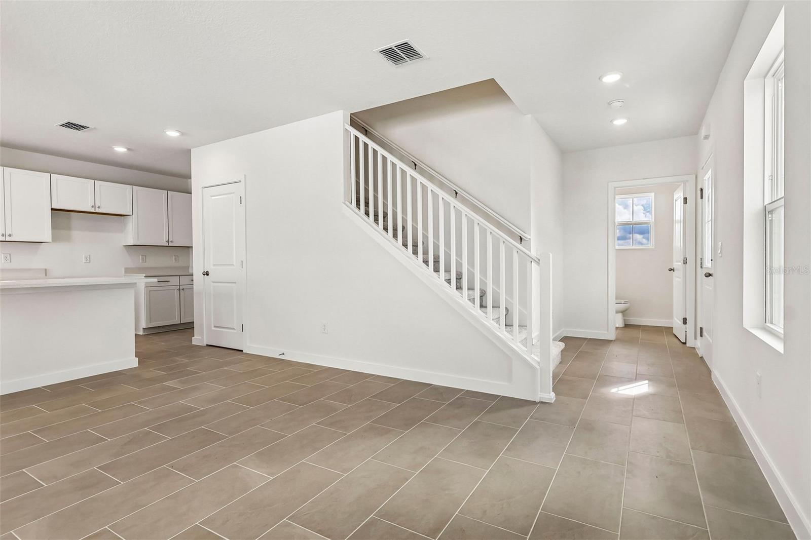 2712 Meadow Crest Dr Property Photo 14