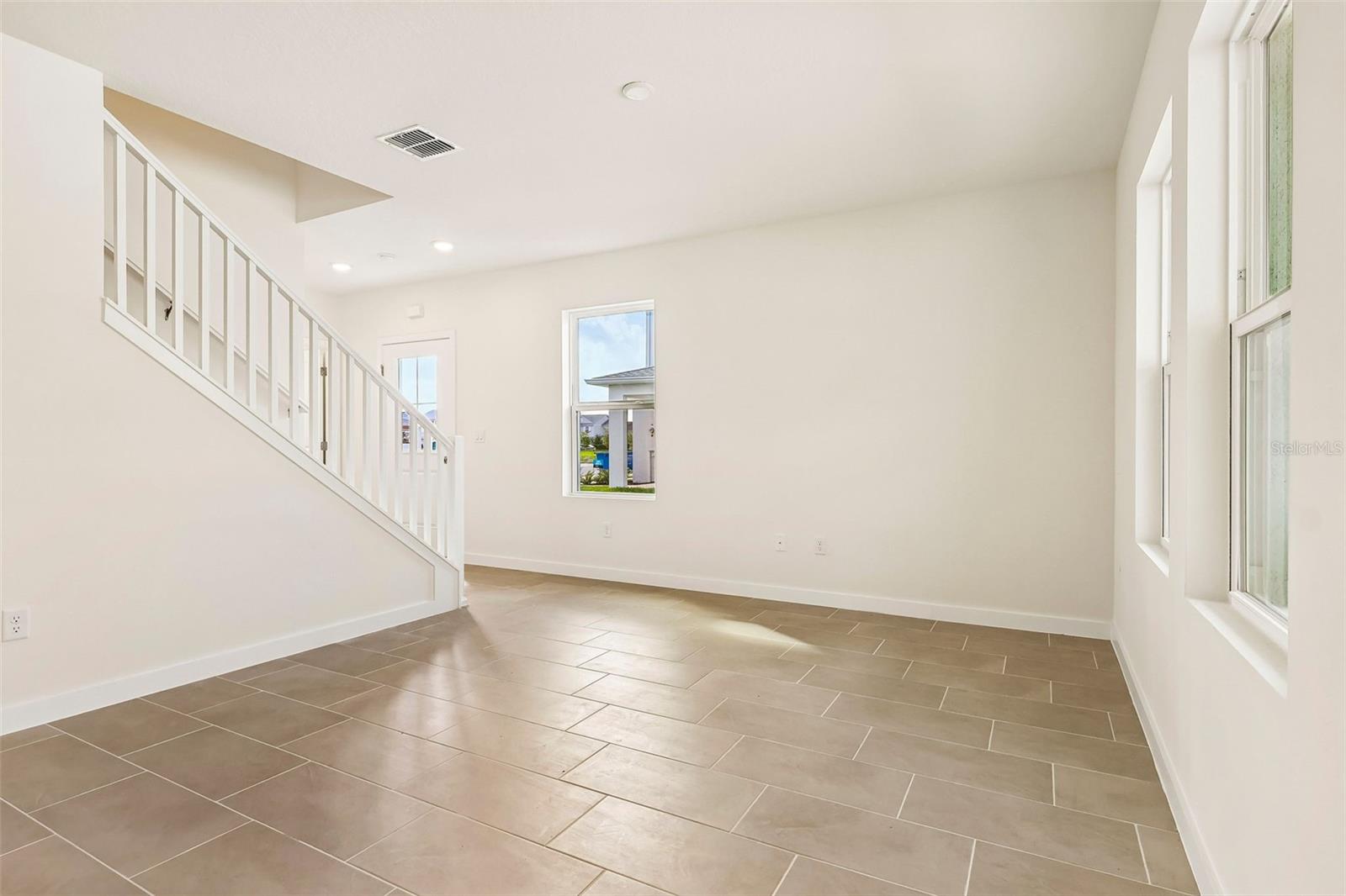 2712 Meadow Crest Dr Property Photo 16