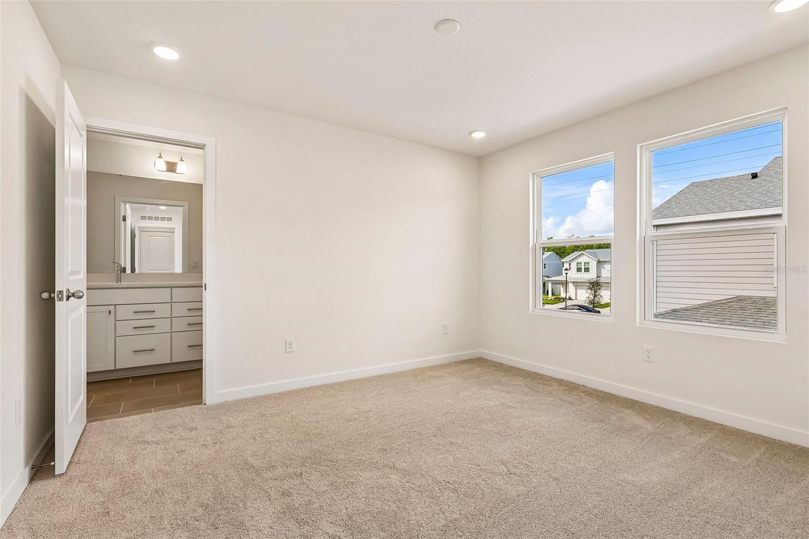 2712 Meadow Crest Dr Property Photo 20