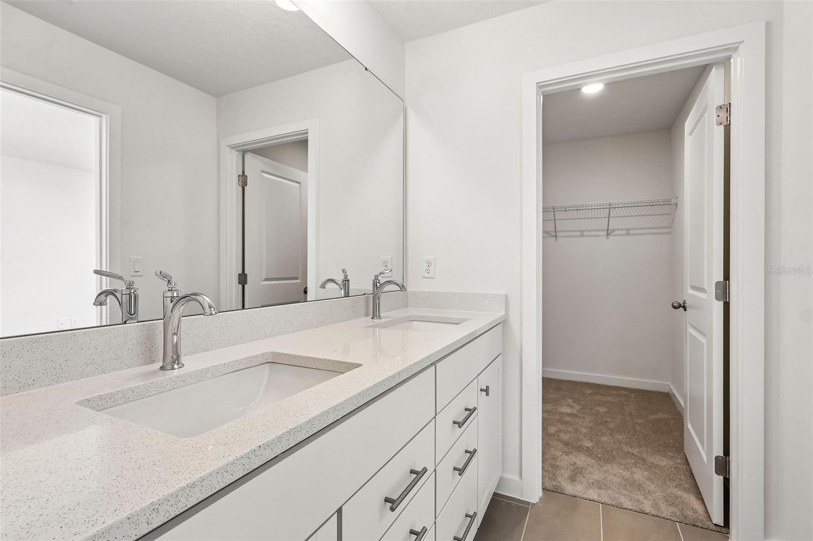 2712 Meadow Crest Dr Property Photo 24
