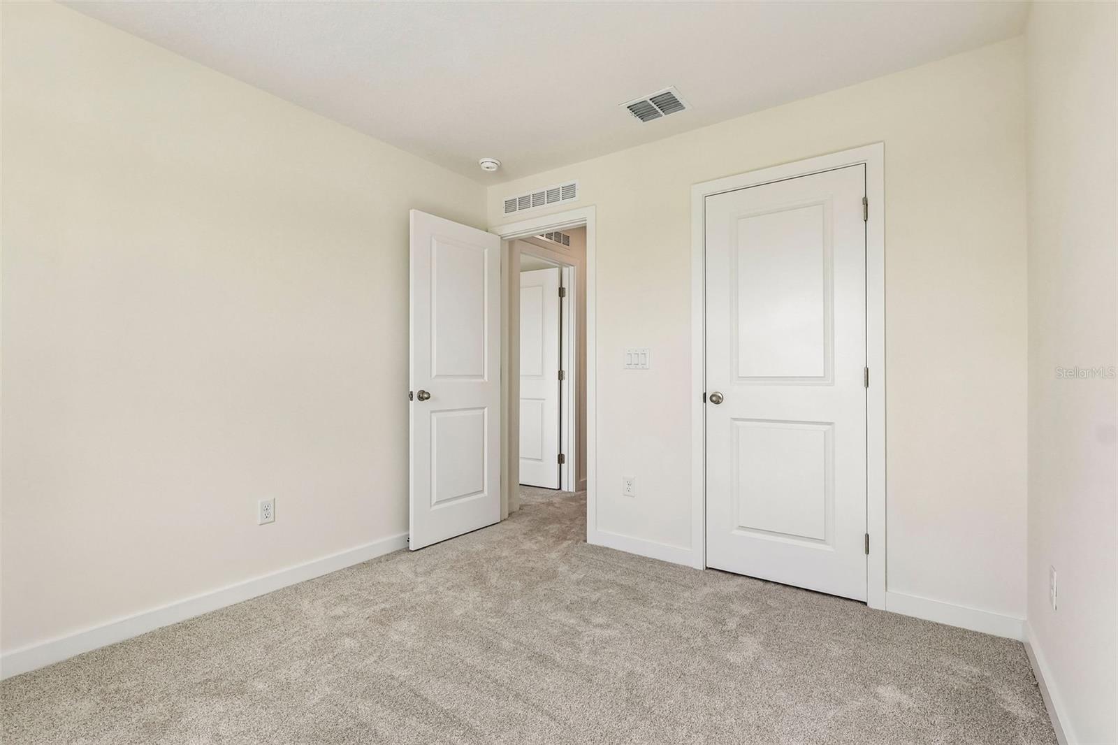 2712 Meadow Crest Dr Property Photo 28