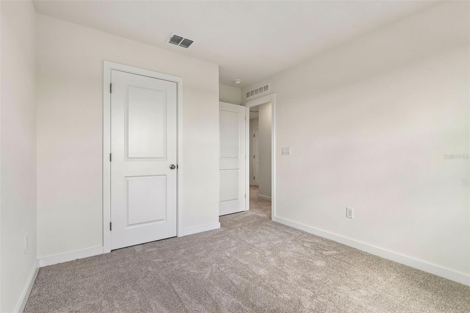 2712 Meadow Crest Dr Property Photo 30