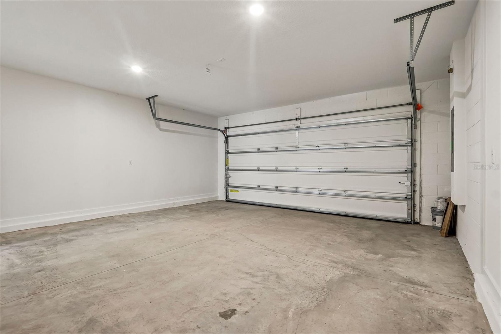 2712 Meadow Crest Dr Property Photo 34