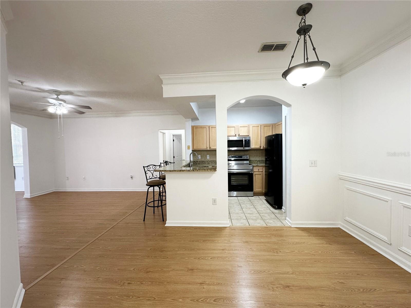 12843 Madison Pointe Cir E #201 Property Photo 2