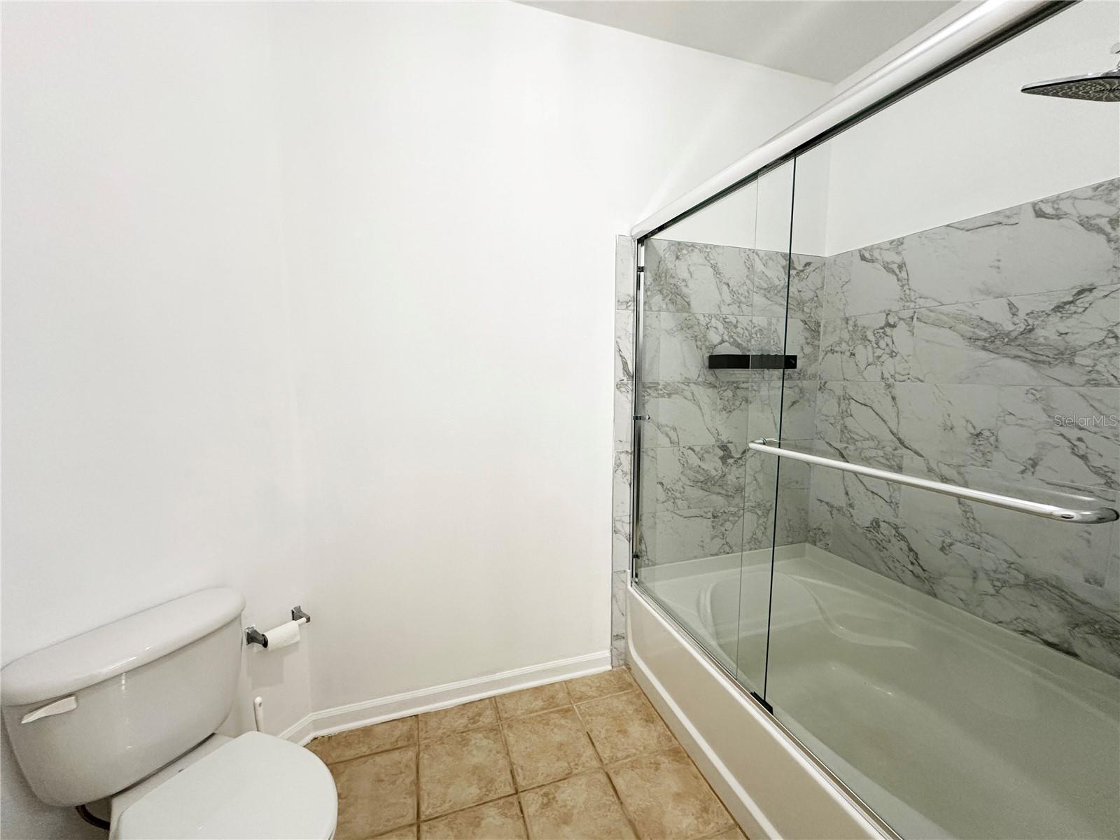 12843 Madison Pointe Cir E #201 Property Photo 10