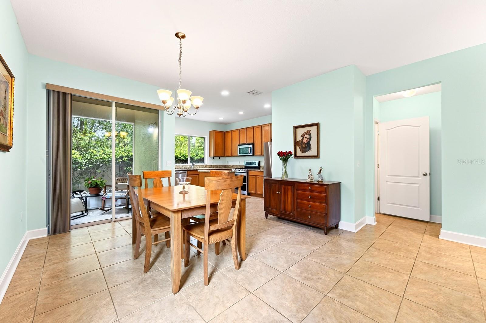 5585 Rutherford Pl Property Photo 4