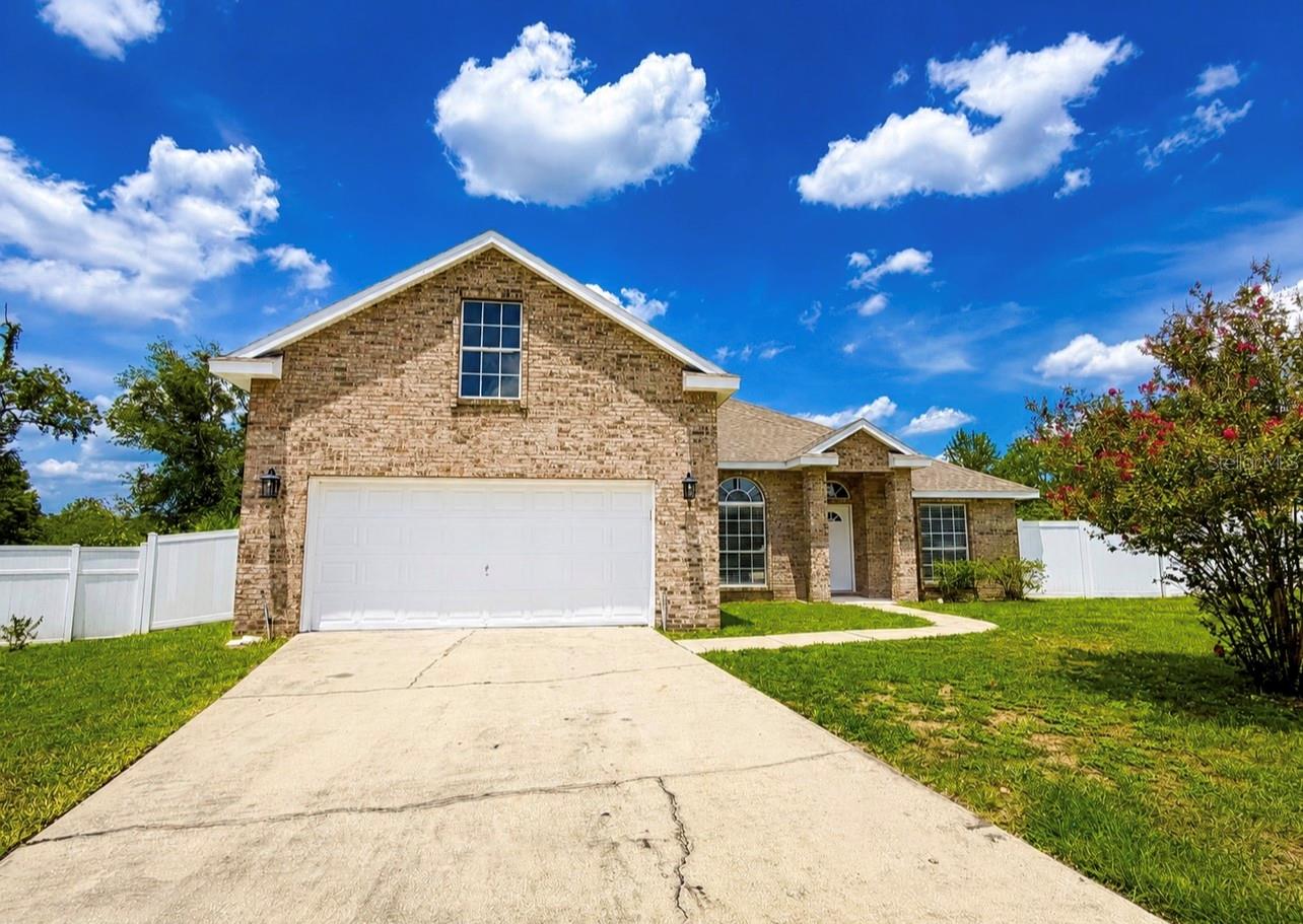 3276 Woodglen Dr Property Photo 1