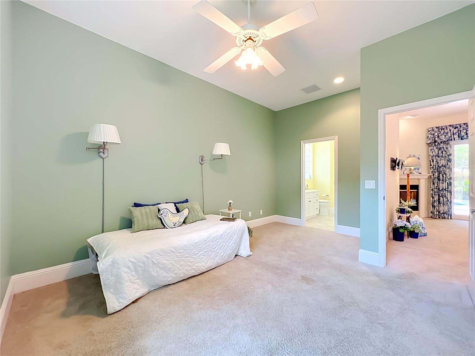 2667 Cochise Trl Property Photo 28
