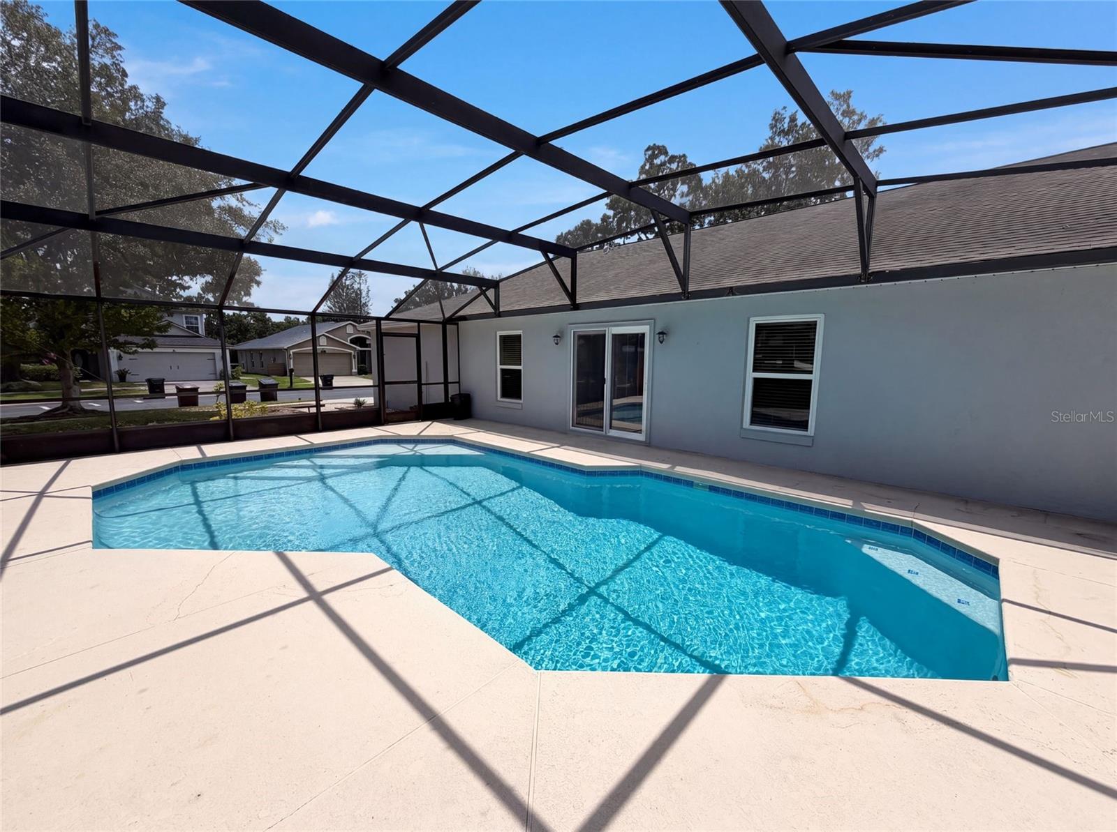 3800 Seminole Dr Property Photo 29