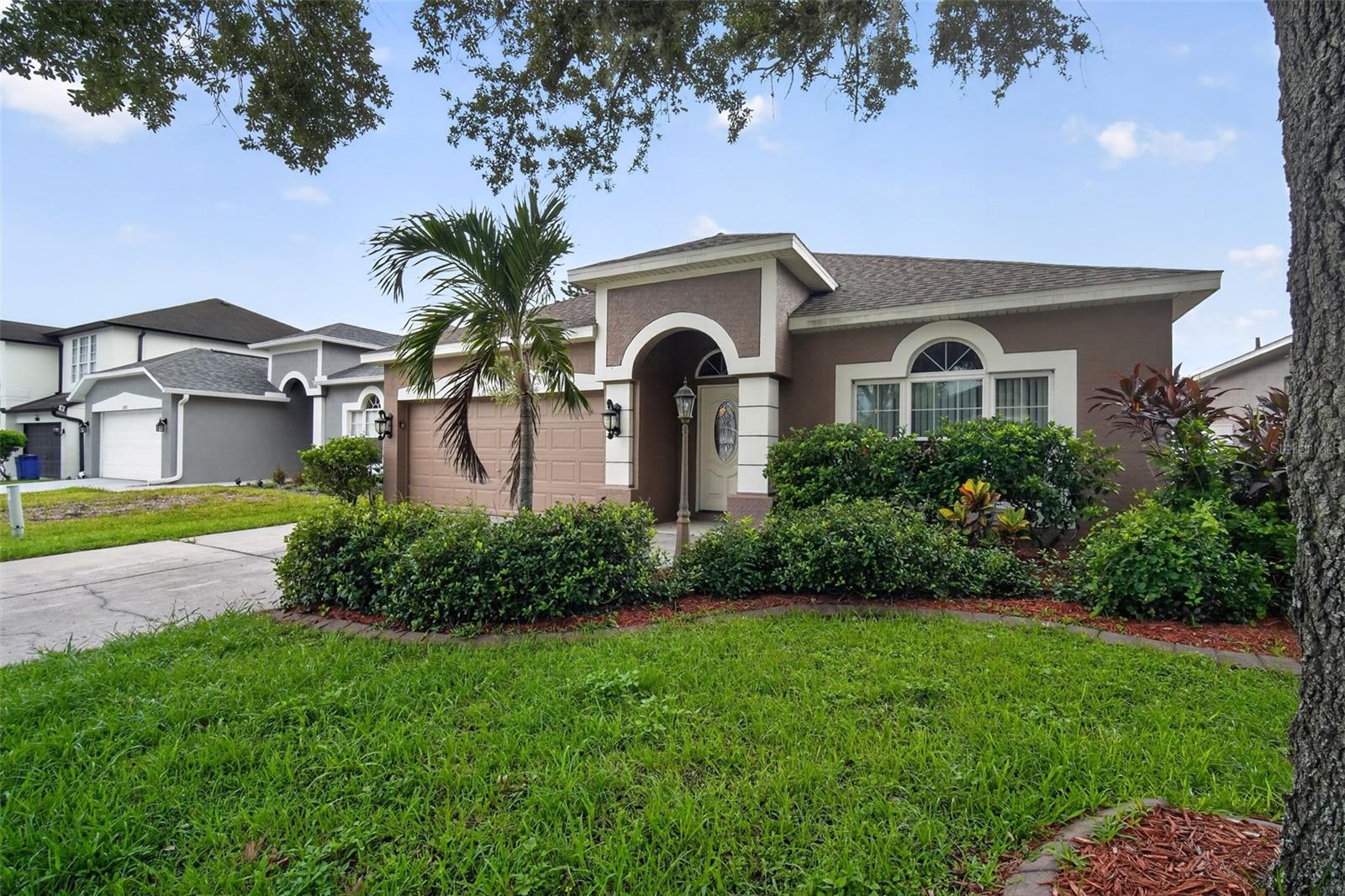 13548 MERE VIEW DR