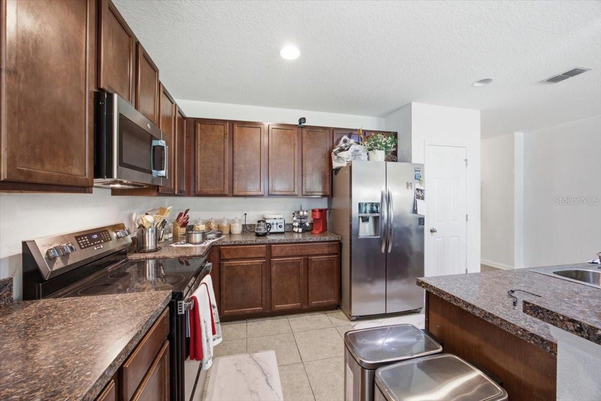 2414 Addison Creek Dr Property Photo 14