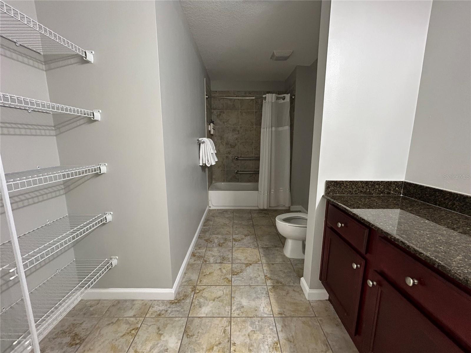 14501 Grove Resort Ave #1409 Property Photo 12
