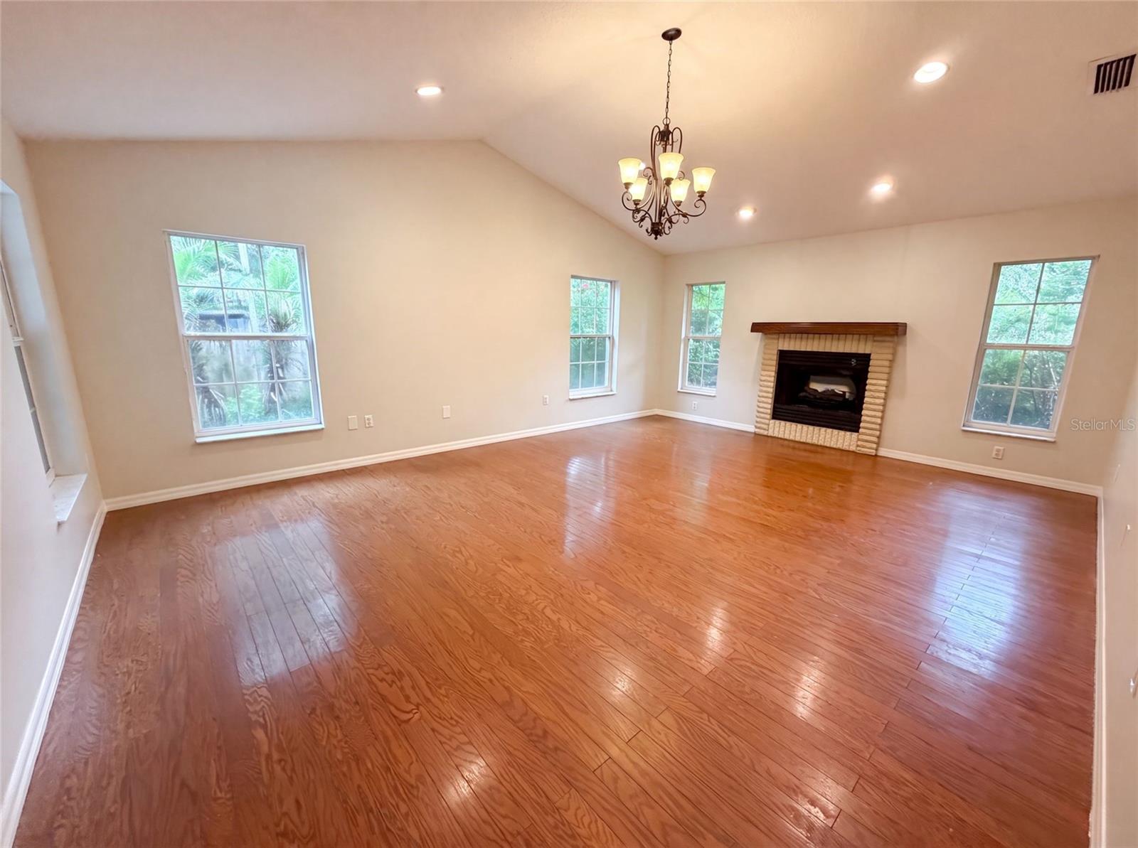11540 Camp Dr Property Photo 3