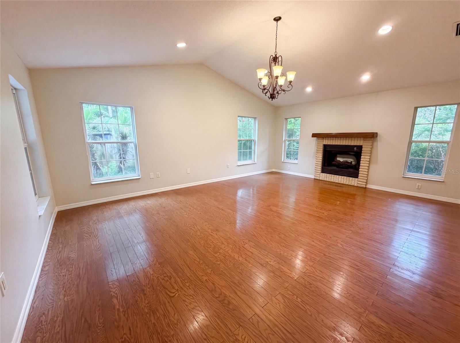 11540 Camp Dr Property Photo 24