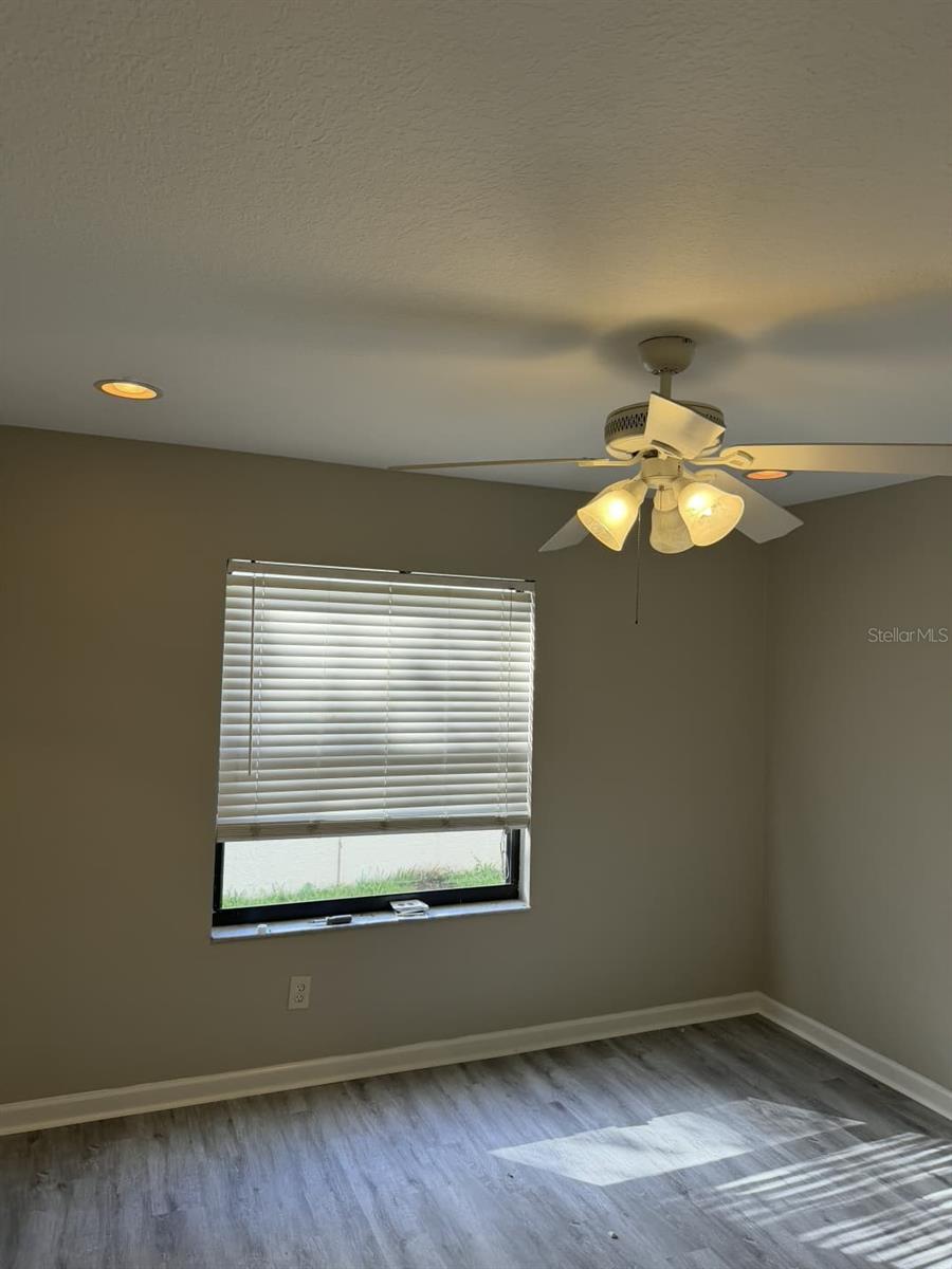 1114 Seafarer Ln Property Photo 10