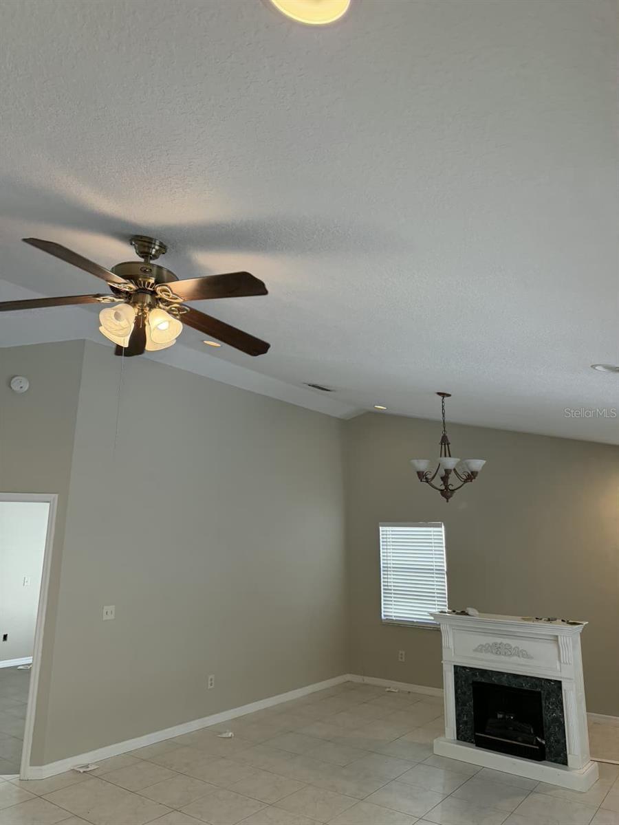 1114 Seafarer Ln Property Photo 13
