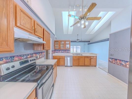124 Seabearn Ct Property Photo 7