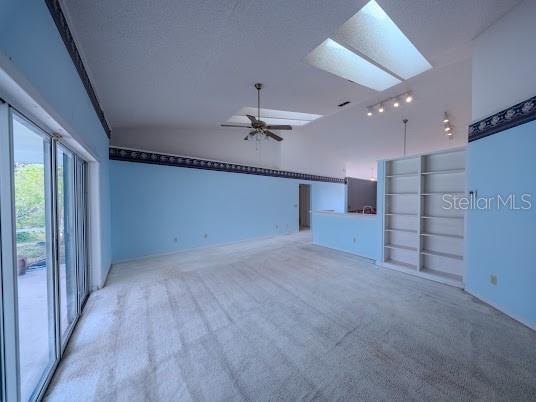 124 Seabearn Ct Property Photo 12