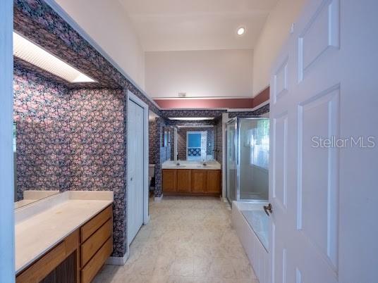 124 Seabearn Ct Property Photo 15