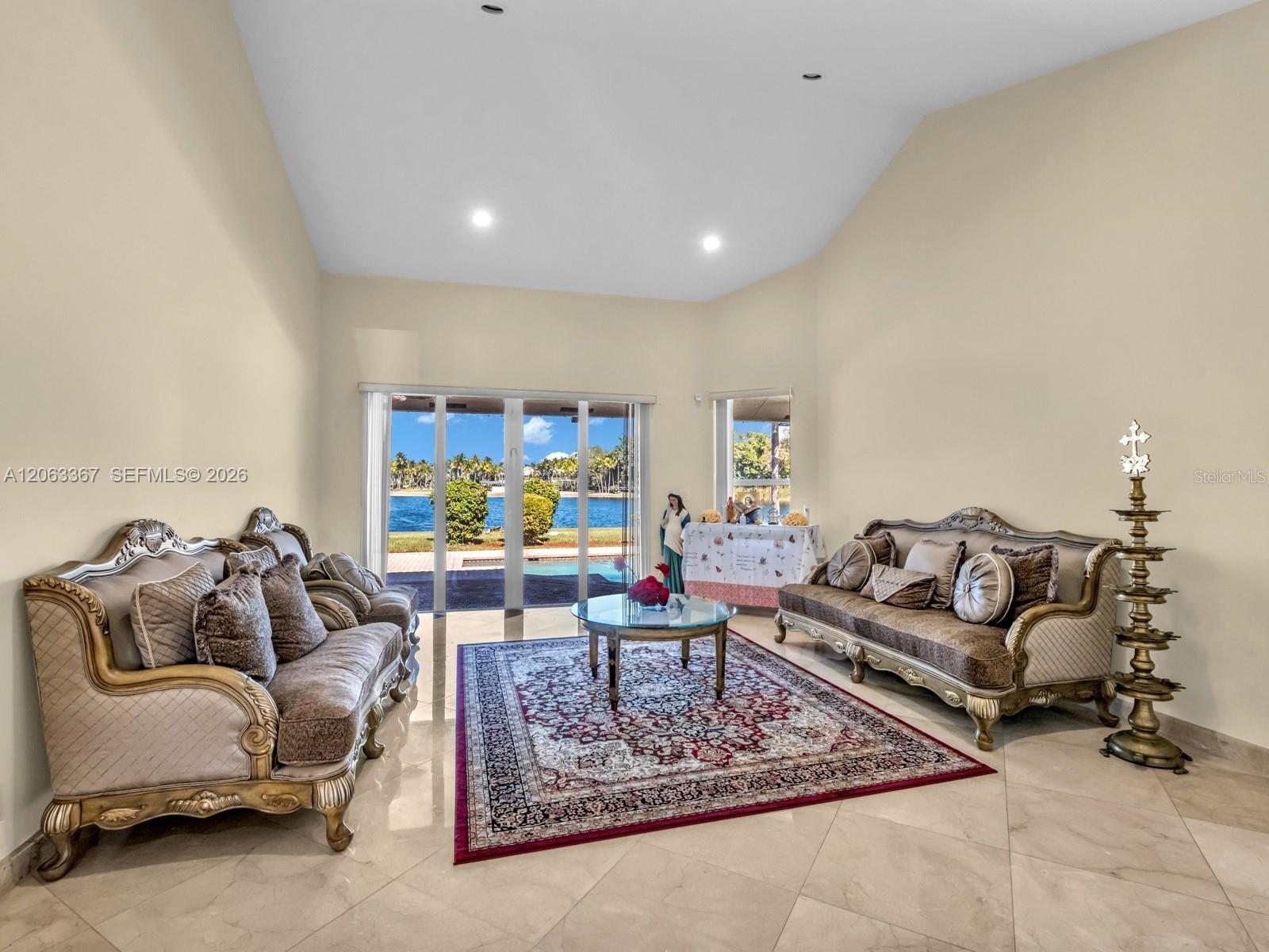 2710 Walkers Way Property Photo 10