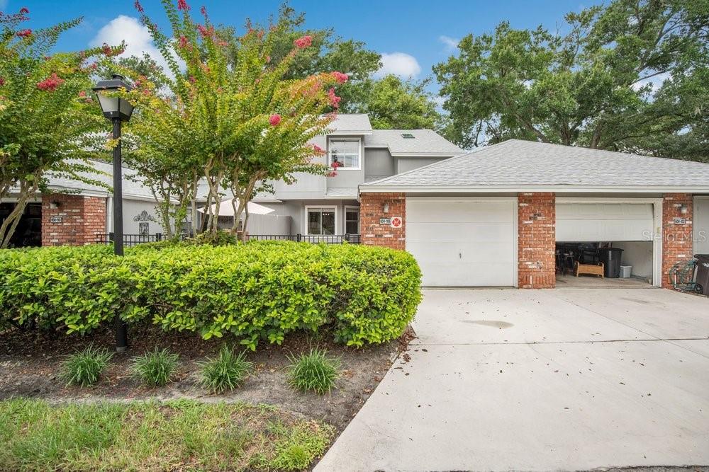 604 Chestnut Oak Cir #106 Property Photo 1
