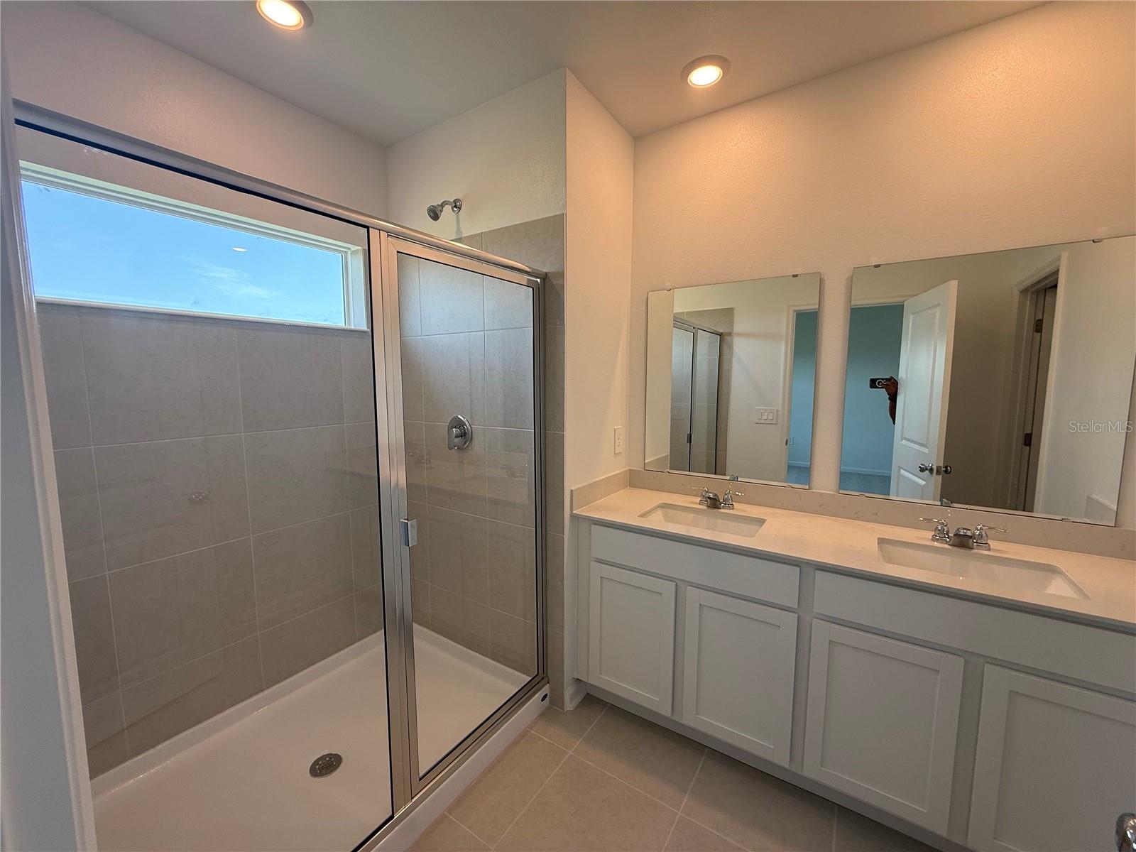 2563 Skyline Loop Property Photo 14