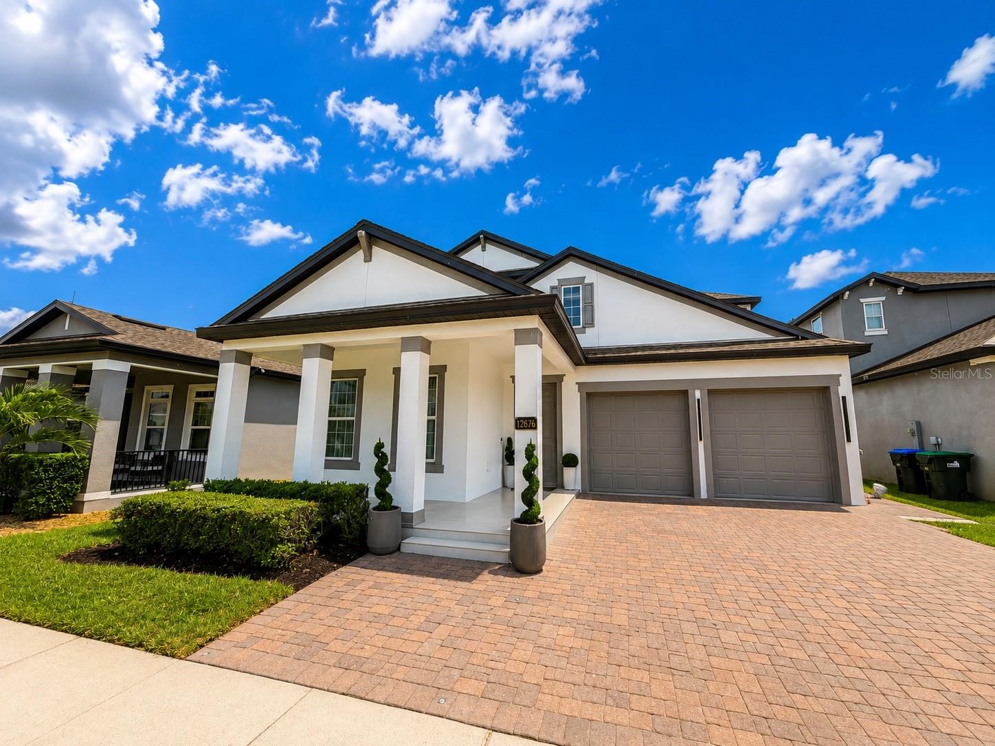 12676 Salomon Cove Dr Property Photo 6