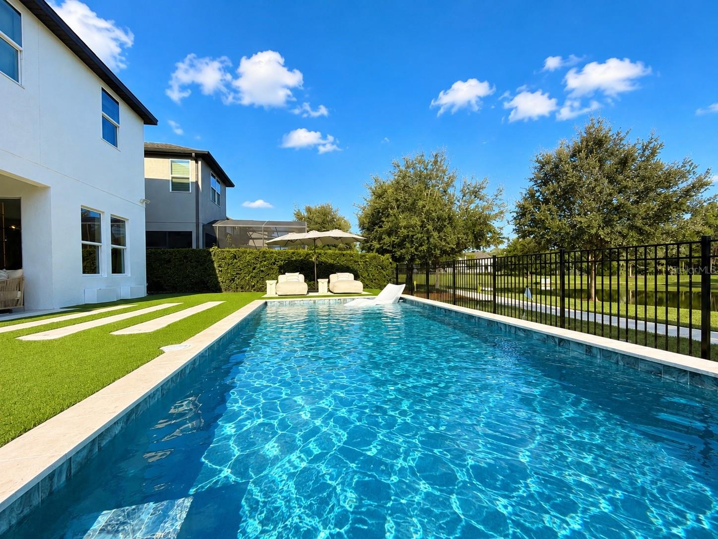 12676 Salomon Cove Dr Property Photo 43