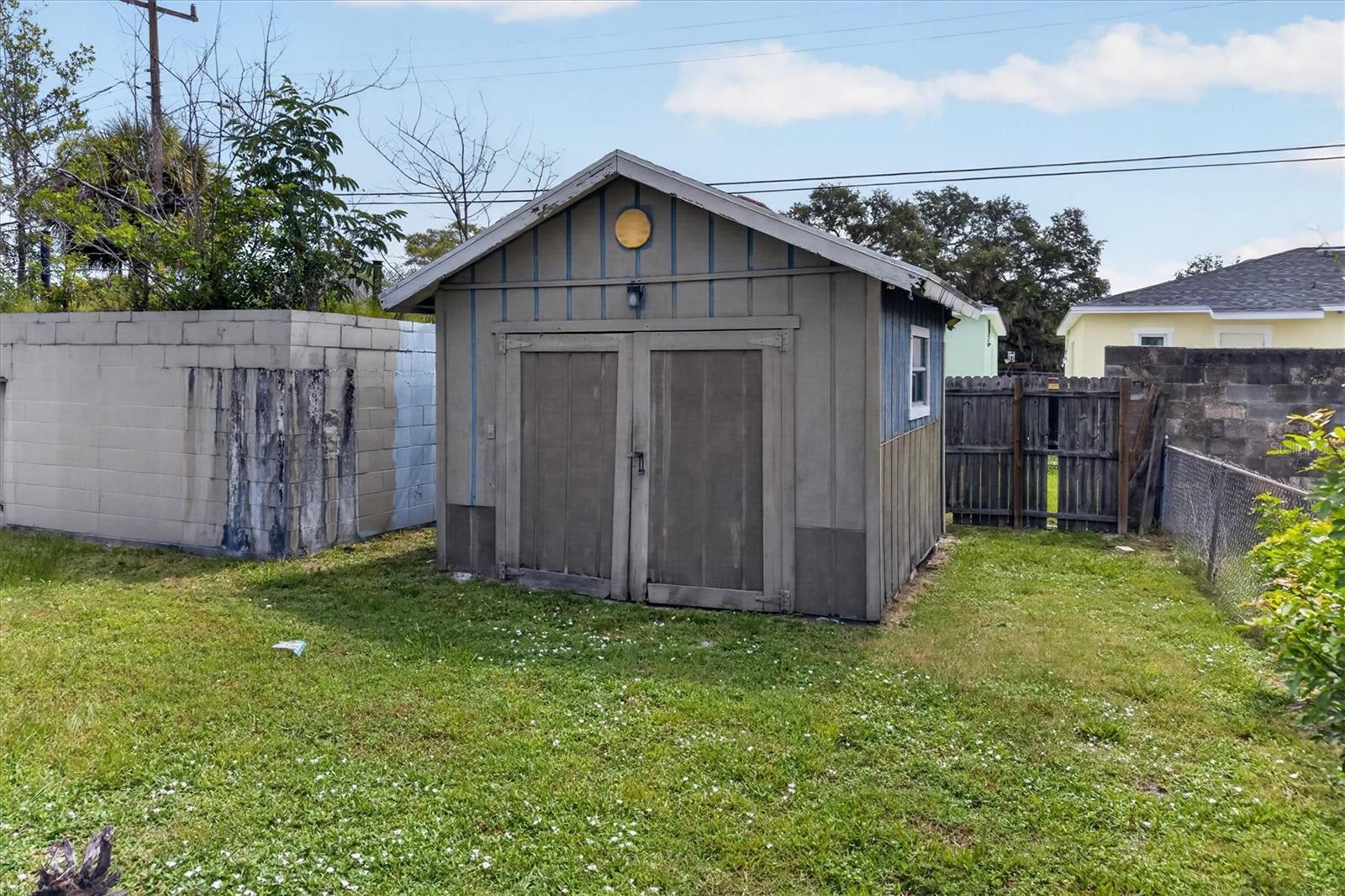 1865 Cedarwood Dr Property Photo 28