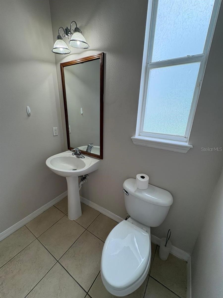 10907 Derringer Dr Property Photo 9