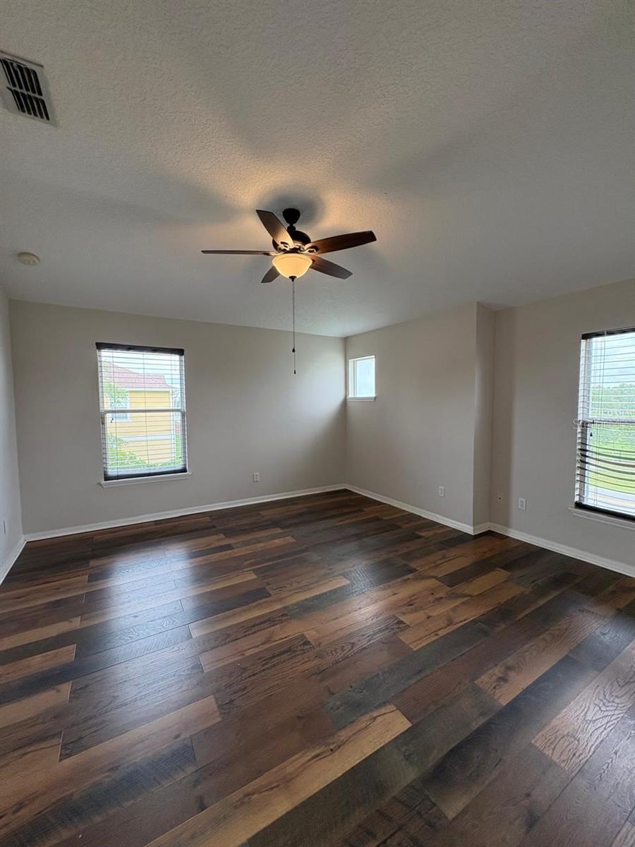 10907 Derringer Dr Property Photo 13