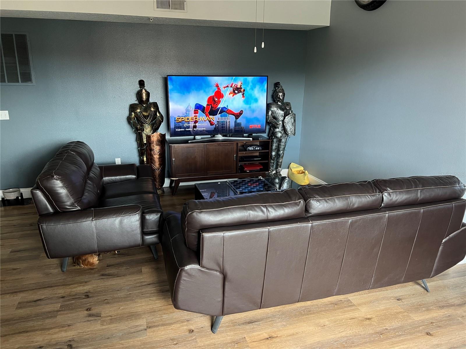 5566 Metrowest Blvd #301 Property Photo 11