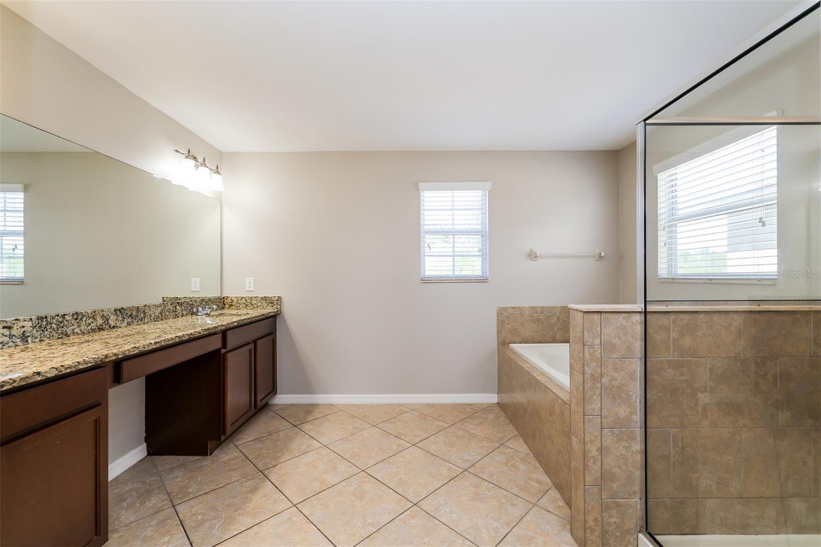 2322 Dovesong Trace Dr Property Photo 12