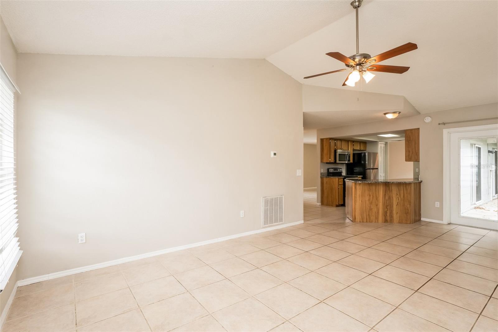 2680 Sweet Springs St Property Photo 12