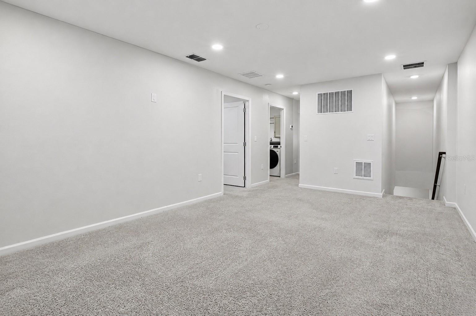 2270 Hemingway Cir Property Photo 9