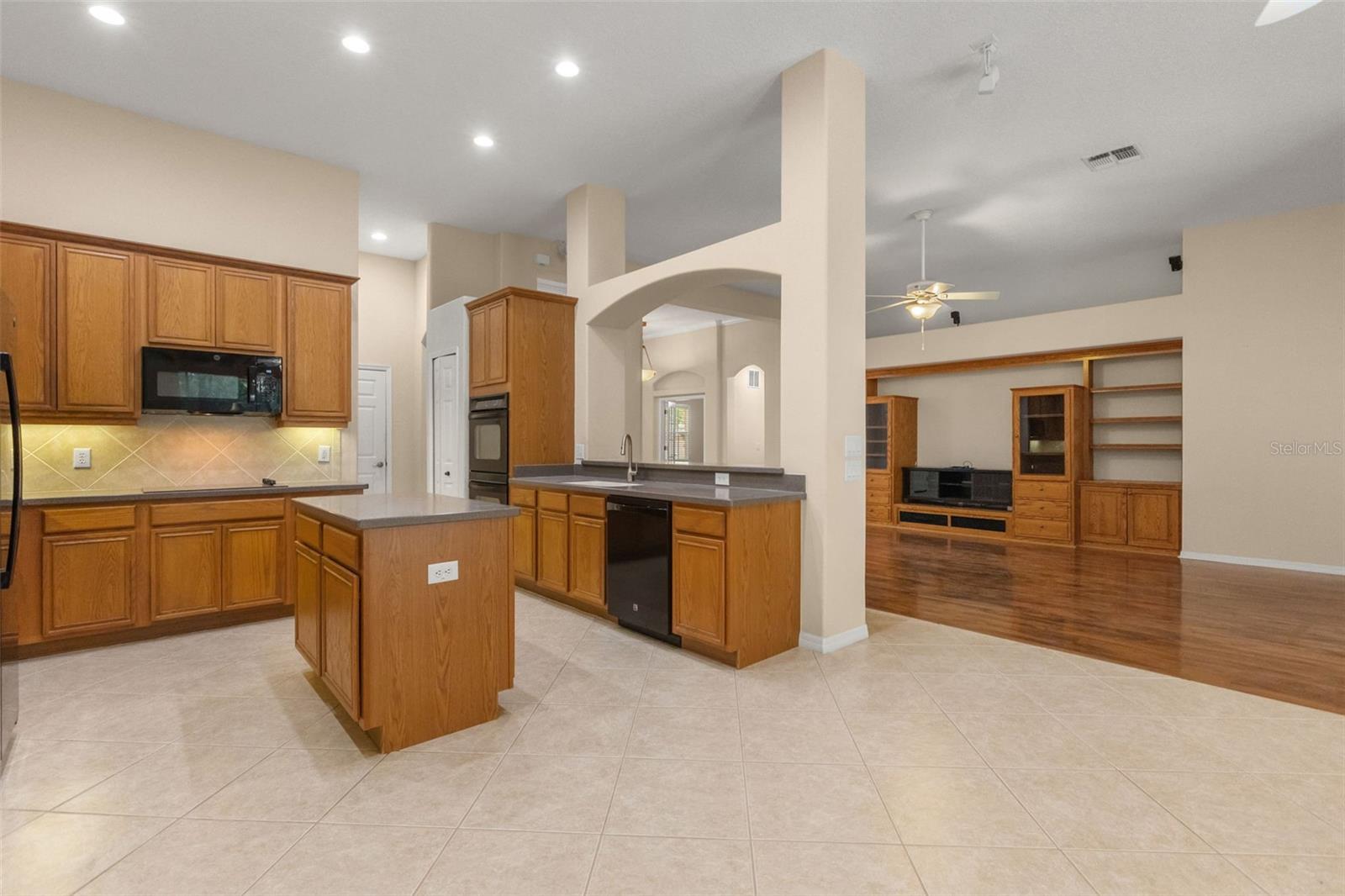 595 Sand Wedge Loop Property Photo 17