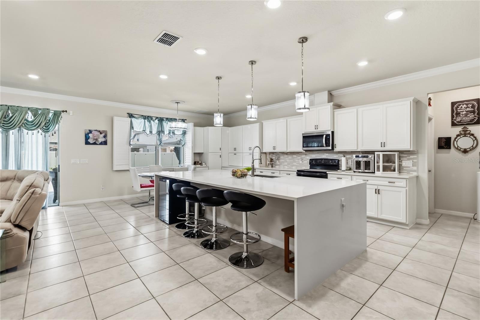 2764 Matera Dr Property Photo 10