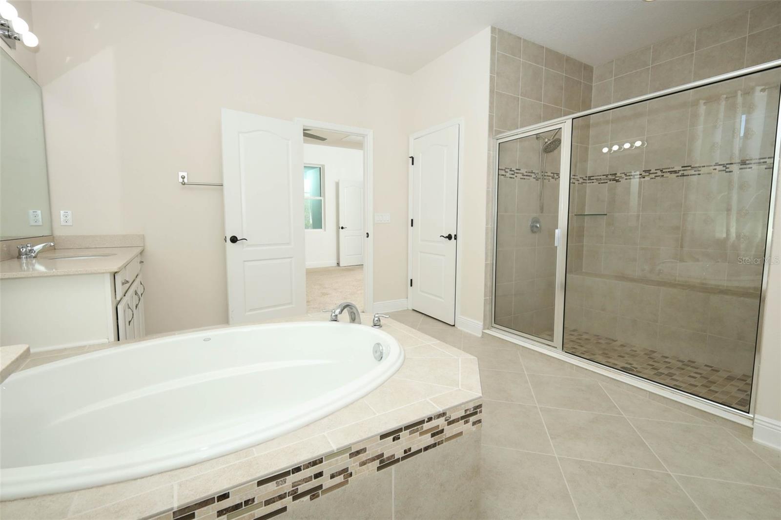 12397 Stone Bark Trl Property Photo 28