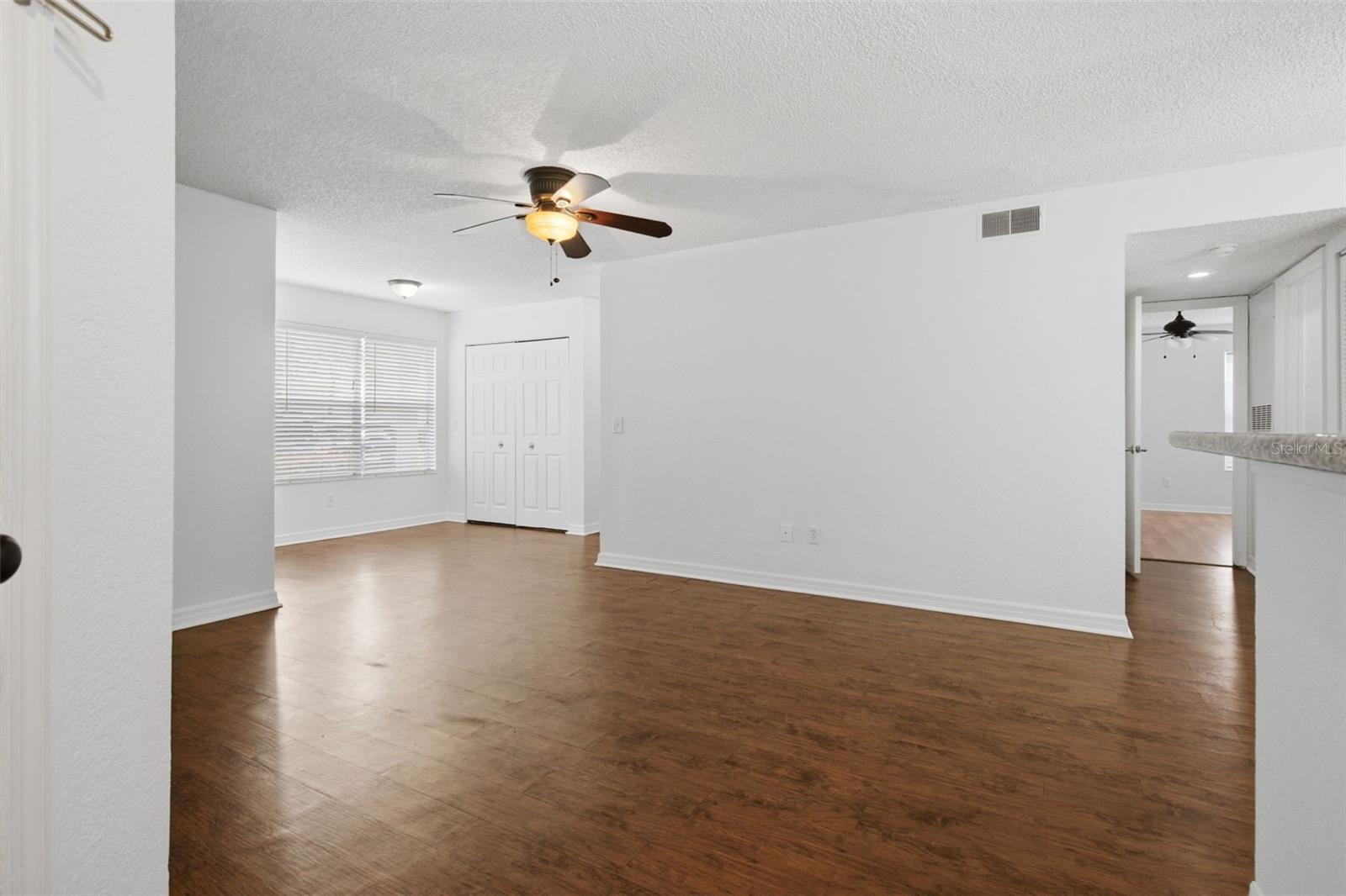 5160 Conroy Rd #11 Property Photo 3