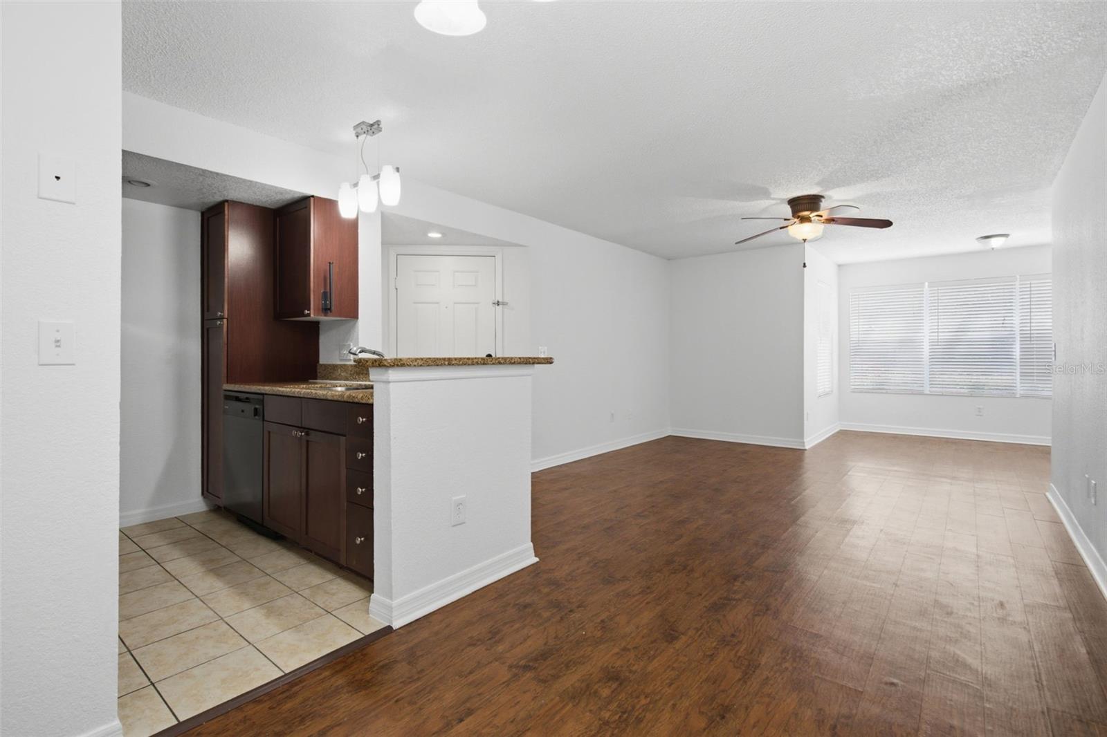 5160 Conroy Rd #11 Property Photo 6