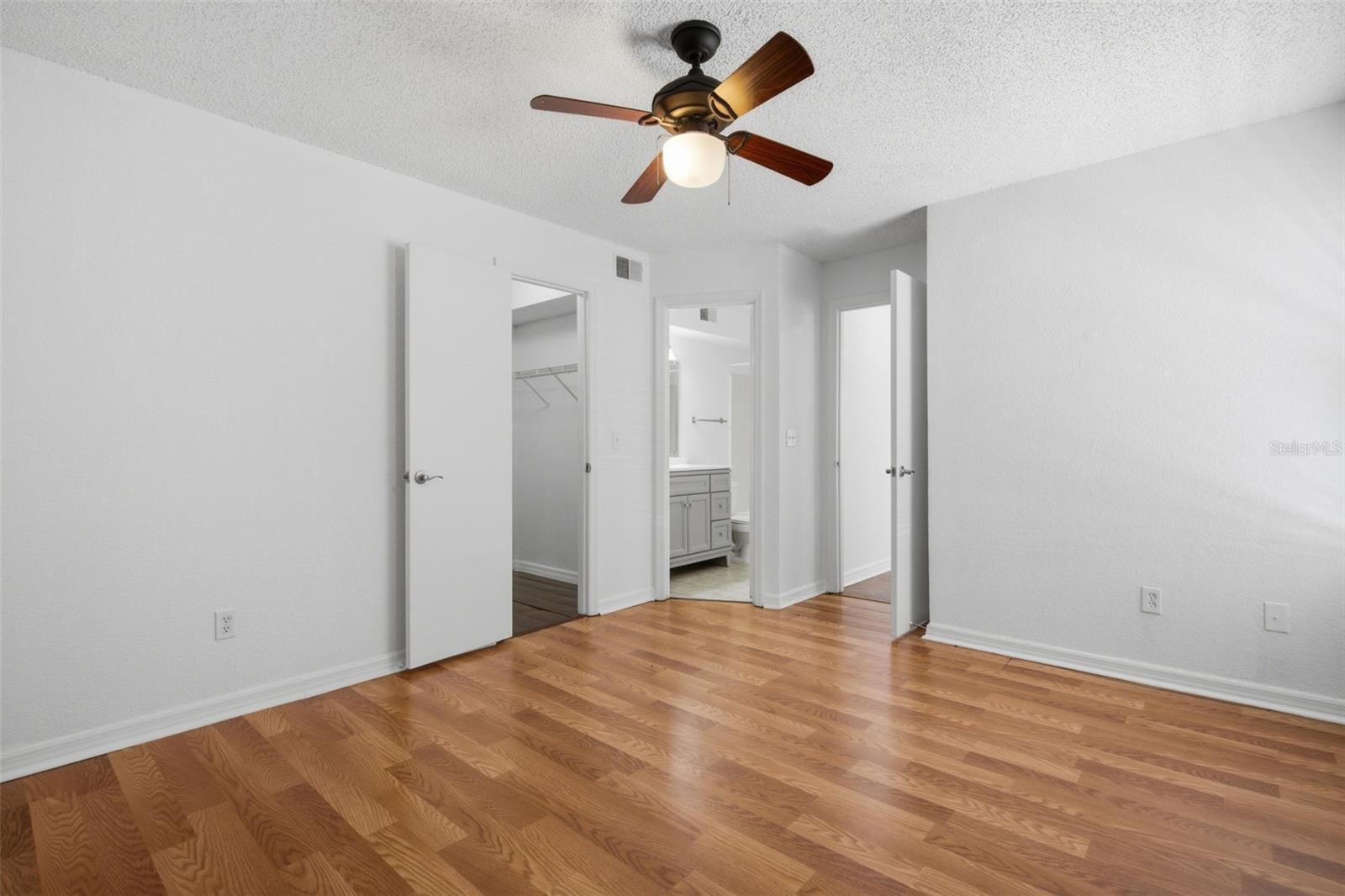 5160 Conroy Rd #11 Property Photo 16