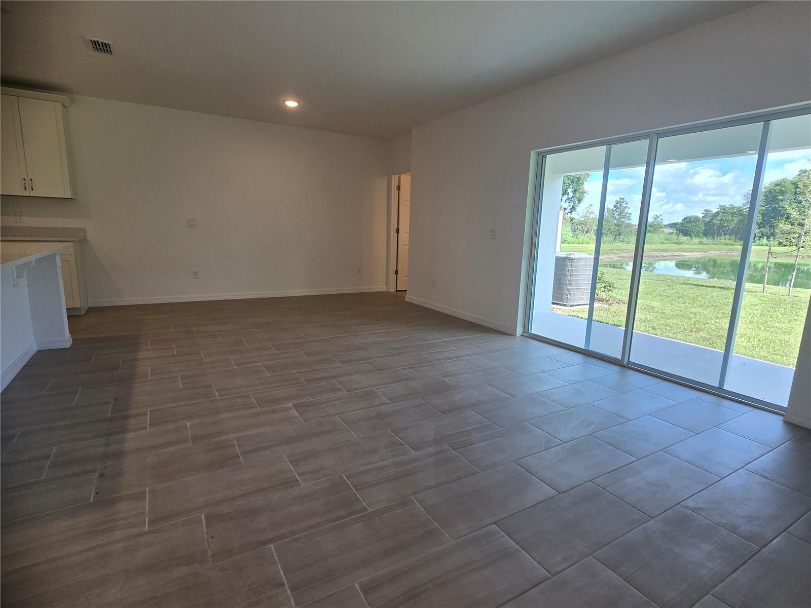 1572 Cloudy Ct Property Photo 6