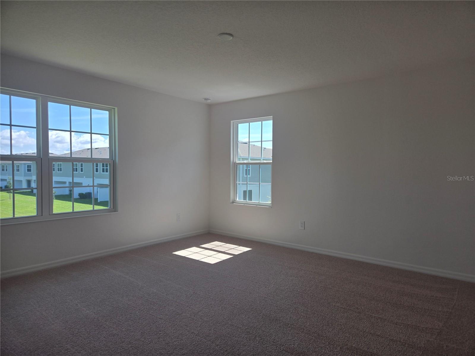 1572 Cloudy Ct Property Photo 7