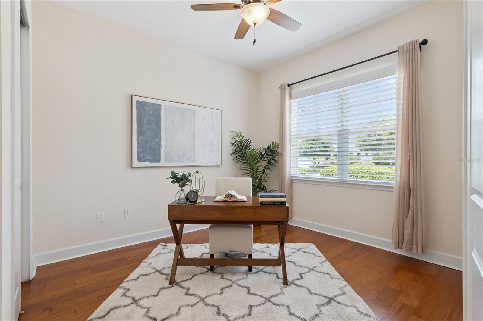 1121 Gardenshire Lane Property Photo 4