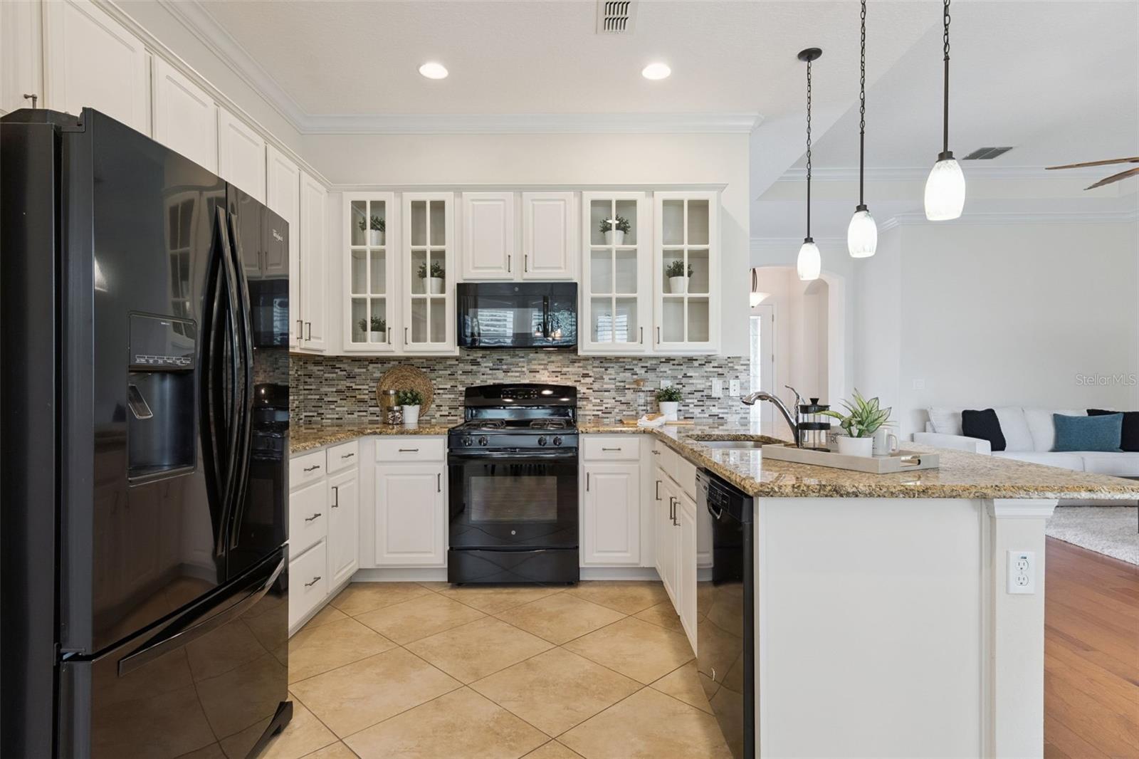 1121 Gardenshire Lane Property Photo 15