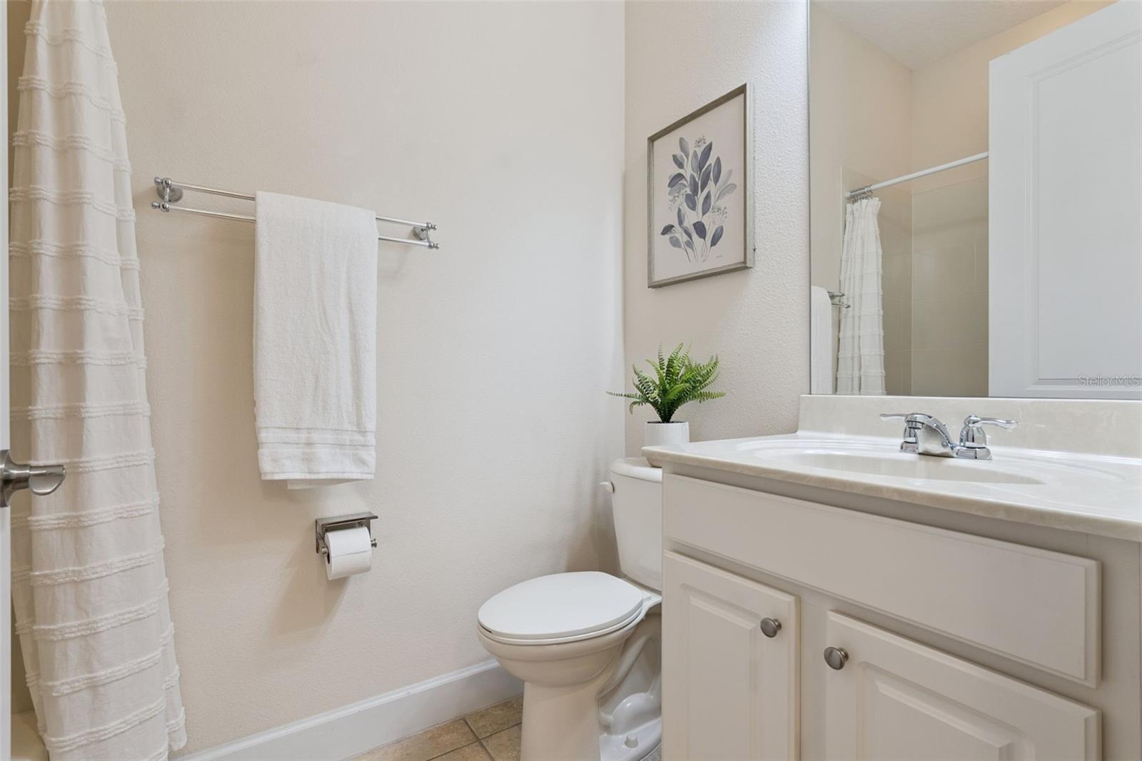 1121 Gardenshire Lane Property Photo 25