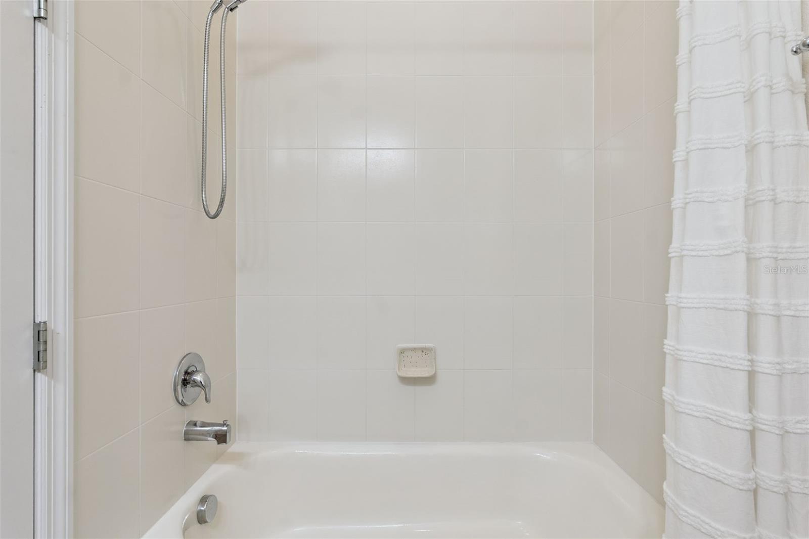 1121 Gardenshire Lane Property Photo 26